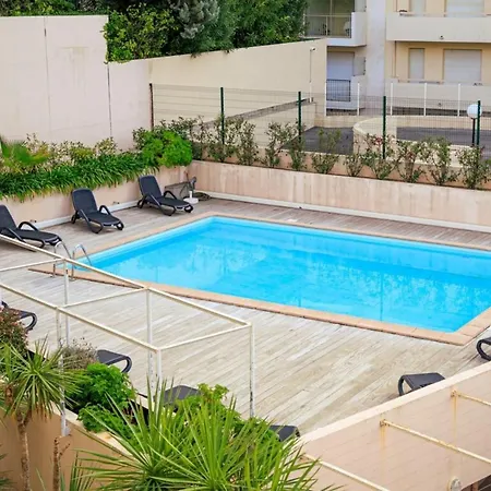 Air Conditioned With Furnished Terrace Swimming Pool & Parking
